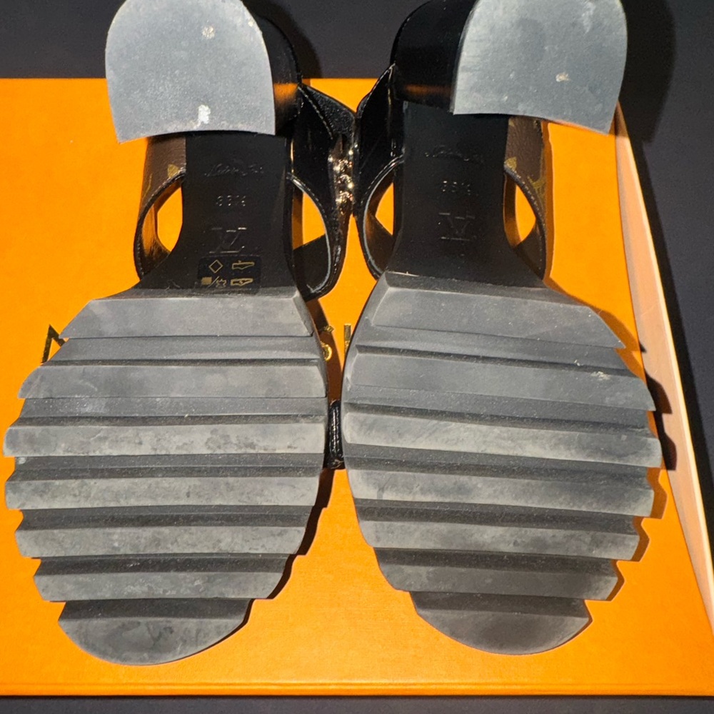 Louis Vuitton Star Trail Sandal 38.5 - Picture 7 of 8